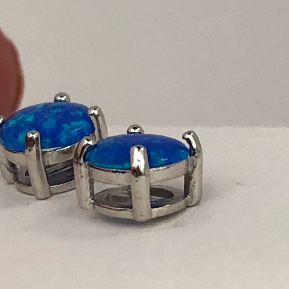 Sterling Silver blue Opal earrings - Picture 5 of 8